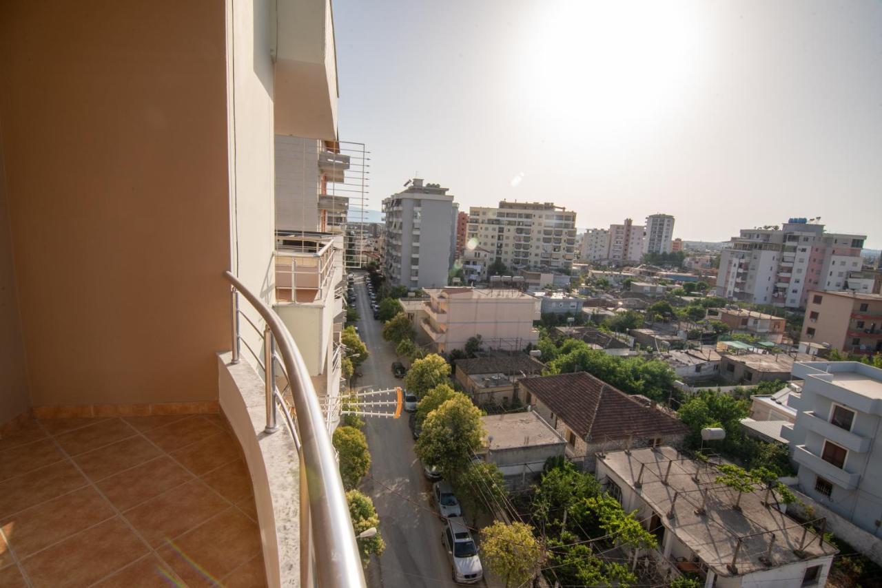Ami Apartament Влёра Экстерьер фото
