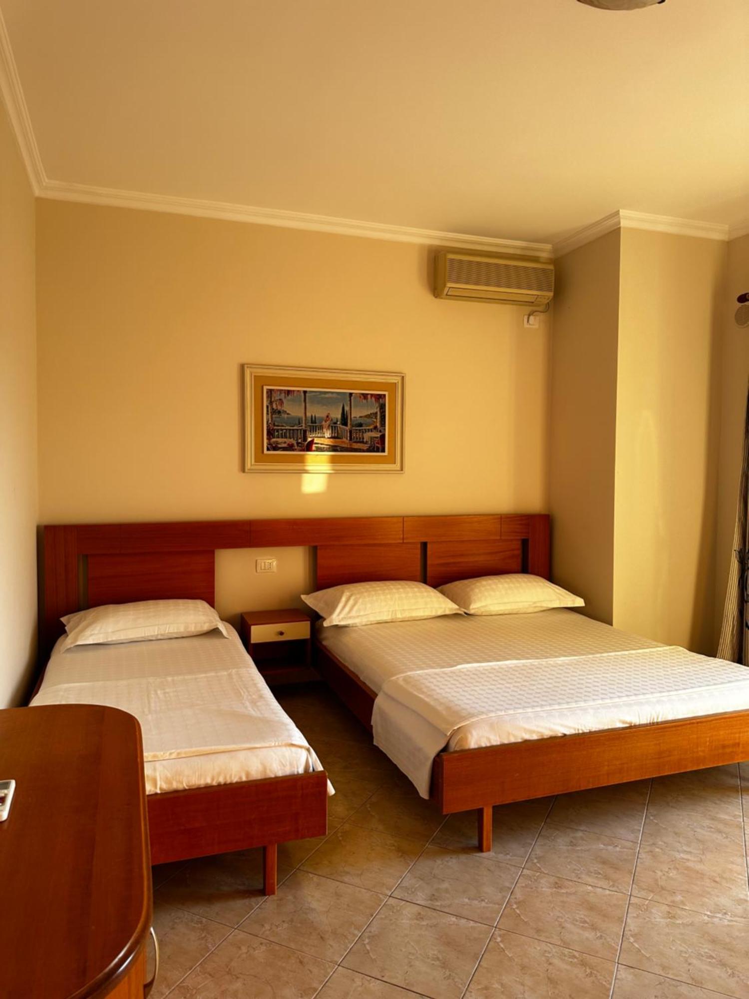 Ami Apartament Влёра Экстерьер фото